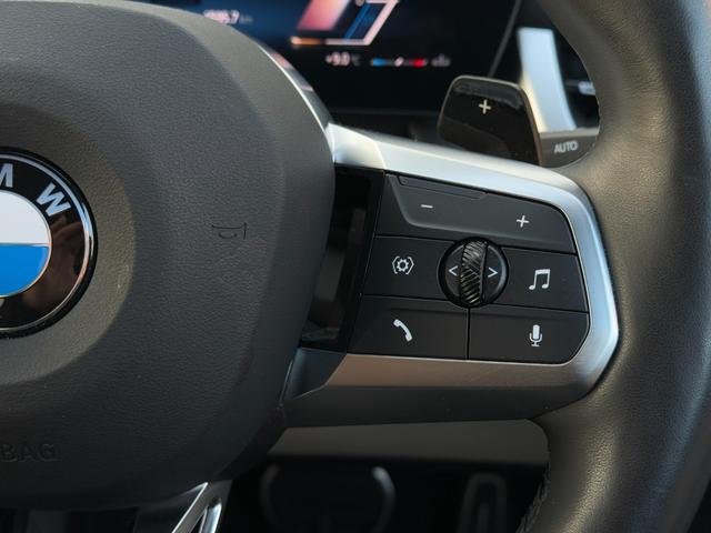 Ｘ２ 　オイスターレザーシート　ｈａｒｍａｎ／ｋａｒｄｏｎ　全周囲カメラ　ＡｐｐｌｅＣａｒＰｌａｙ　ヘッドアップディスプレイ　アンビエントライト　シートヒーター　電動トランク　オプション２０インチＡＷ（18枚目）