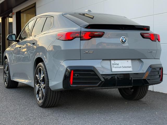 Ｘ２ 　オイスターレザーシート　ｈａｒｍａｎ／ｋａｒｄｏｎ　全周囲カメラ　ＡｐｐｌｅＣａｒＰｌａｙ　ヘッドアップディスプレイ　アンビエントライト　シートヒーター　電動トランク　オプション２０インチＡＷ（58枚目）