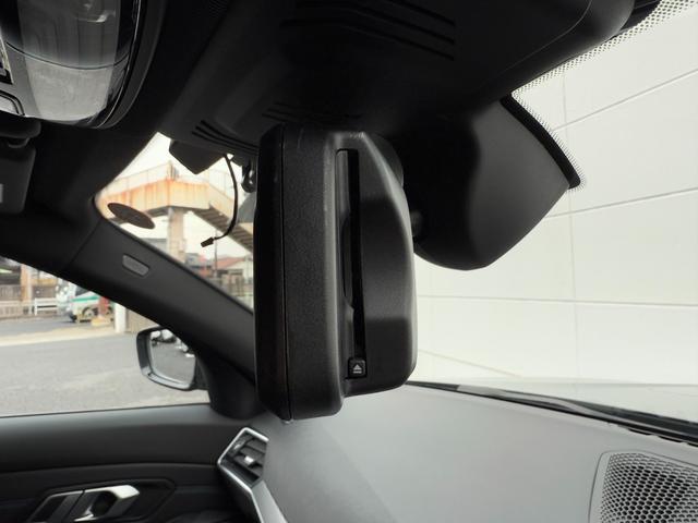 ３シリーズ ３２０ｉツーリング　Ｍスポーツ　全国２年保証付　アルカンタラ／センサテックブラックシート　１８インチＡＷ　ＡＣＣ　ハンズオフアシスト　全周囲カメラ　ヘッドアップディスプレイ　電動トランク　ＬＥＤライト　ＡｐｐｌｅＣａｒＰｌａｙ（40枚目）