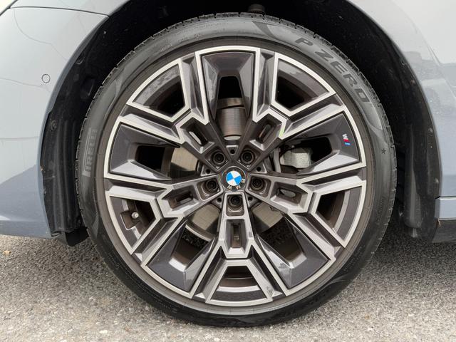 5シリーズ 525Li エクスクルーシブ Mスポーツ 2028年5月まで保証付 弊社元試乗車 スカイラウンジサンルーフ コッパーブラウン/アトラスグレーレザー 20AW Bowers&Wilkinsオーディオ シートヒーター 前席シートベンチレーション(48枚目)