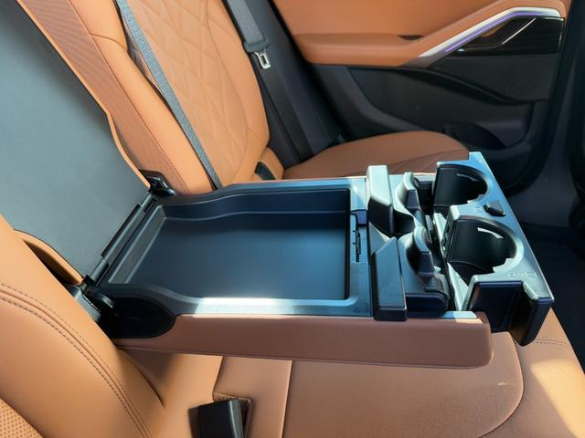 �݌Ɏԗ��̓X�g�b�N���[�h�ɂ��ۊǂ��Ă������܂��B���炩���ߍ݌Ɋm�F�y�т����X�����̂��A���𒸂��܂��Ɖ~���Ȃ��ē����\�ł��B