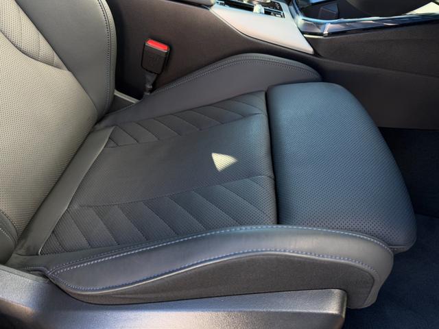 Ｘ３ ２０ｄ　ｘＤｒｉｖｅ　Ｍスポーツ　２０２８年６月まで保証付　アルカンタラ／ヴェガンザシート　１９インチＡＷ　シートヒーター／ベンチレーション　Ｈａｒｍａｎ／ｋａｒｄｏｎ　ハンズオフアシスト　ＡＣＣ　ＨＵＤ（8枚目）