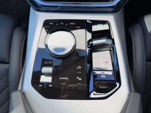 Ｘ３ ２０ｄ　ｘＤｒｉｖｅ　Ｍスポーツ　２０２８年６月まで保証付　アルカンタラ／ヴェガンザシート　１９インチＡＷ　シートヒーター／ベンチレーション　Ｈａｒｍａｎ／ｋａｒｄｏｎ　ハンズオフアシスト　ＡＣＣ　ＨＵＤ（42枚目）