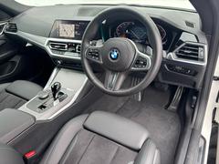 弊社お客様より頂いた下取車やデモカーが在庫の殆どを占めています。車の経歴や整備記録が分かり、ご安心してお車をお選び頂ける正規ディーラーならではのラインナップでございます。 5
