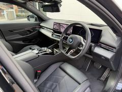 ���Ҥ����ͤ��ĺ��������֤�ǥ⥫�����߸ˤ��ؤɤ����Ƥ��ޤ����֤η����������Ͽ��ʬ���ꡢ���¿����Ƥ��֤�����ĺ���������ǥ����顼�ʤ�ǤϤΥ饤��ʥåפǤ������ޤ��� 5