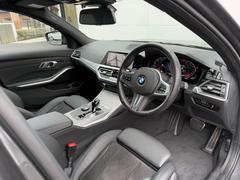 ���Ҥ����ͤ��ĺ��������֤�ǥ⥫�����߸ˤ��ؤɤ����Ƥ��ޤ����֤η����������Ͽ��ʬ���ꡢ���¿����Ƥ��֤�����ĺ���������ǥ����顼�ʤ�ǤϤΥ饤��ʥåפǤ������ޤ��� 5