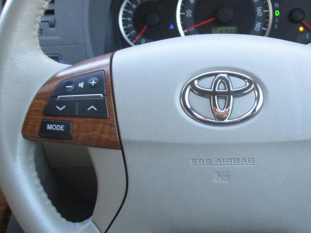 TOYOTA ISIS L G EDITION