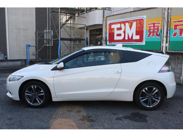 ＣＲ－Ｚ α　ＤＴＶ付純正ナビ　Ｂカメラ　アンテナ分離型ＥＴＣ　運転席／助手席エアバッグ　後席３点式シートベルト　衝突安全ボディー　盗難防止システム　ＡＢＳ＋ＴＣＳ＋横すべり抑制　ＵＶカット／プライバシーガラス（9枚目）