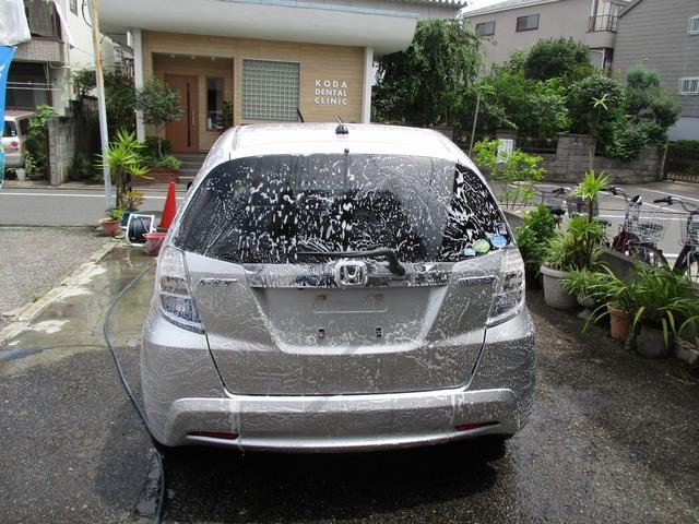 フィット １３Ｇ・Ｆパッケージ　ＢＬＵＥＴＯＯＴＨ付パナソニック製ＳＤナビ　Ｂカメラ　アンテナ分離型ＥＴＣ　スマ－トキ－　運転／助手席ＳＲＳ　分割可倒式リアシート　ＵＶカット／プライバシーガラス　衝突安全ボディー　盗難防止システム（36枚目）