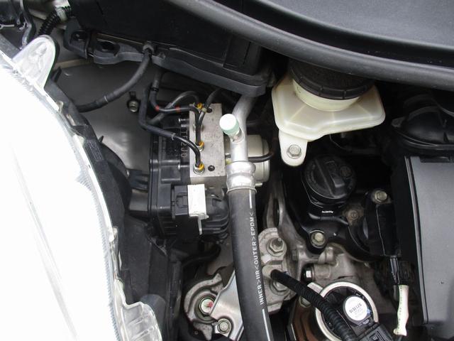 フィット １３Ｇ・Ｆパッケージ　ＢＬＵＥＴＯＯＴＨ付パナソニック製ＳＤナビ　Ｂカメラ　アンテナ分離型ＥＴＣ　スマ－トキ－　運転／助手席ＳＲＳ　分割可倒式リアシート　ＵＶカット／プライバシーガラス　衝突安全ボディー　盗難防止システム（52枚目）