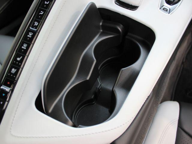 シボレーコルベット シルバーフレイムシリーズ 法人1オーナー 限定外装カラー アクセラレートイエローメタリック イエローブレーキキャリパー イエローシートベルト カーボンフラッシュペイントホイル(13枚目)