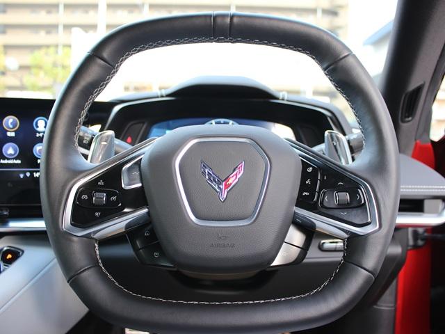 シボレーコルベット ２ＬＴ　２０２３モデルコルベット２ＬＴ　フロントリフター　シートヒーター・ベンチレーション　クラウドストリーミングナビ　レッドミスト外装　スカイクールグレー内装　アップルカープレイ・ａｎｄｒｏｉｄオート対応（6枚目）