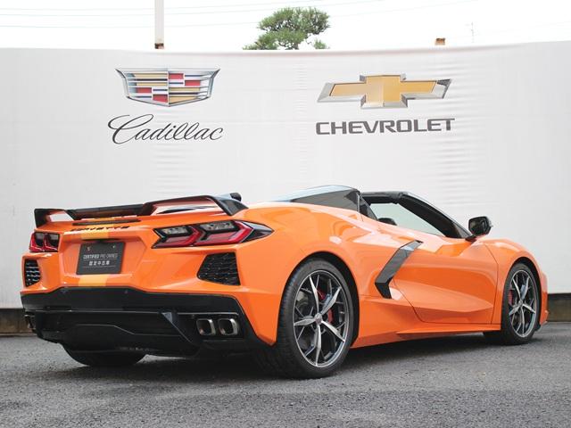 シボレーコルベット コンバーチブル　７０周年記念モデル　フロントリフター　アップルカープレイ・ａｎｄｒｏｉｄオート対応　クラウドストリーミングナビ　ＢＯＳＥサウンドシステム　センターストライプ　シートヒーター・ベンチレーション（3枚目）