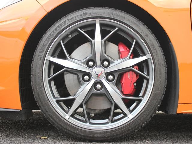 シボレーコルベット コンバーチブル　７０周年記念モデル　フロントリフター　アップルカープレイ・ａｎｄｒｏｉｄオート対応　クラウドストリーミングナビ　ＢＯＳＥサウンドシステム　センターストライプ　シートヒーター・ベンチレーション（19枚目）