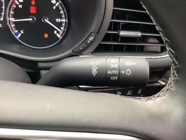 MAZDA3セダン 1.5 15S ツーリング 9/18 太田第二京浜行 車線逸脱警報 360°カメラ レーダークルーズ スマートブレーキサポート クリアランスソナー ミュージックプレイヤー接続可 LEDヘッド ドラレコ DVD ナビ&TV ETC(22枚目)