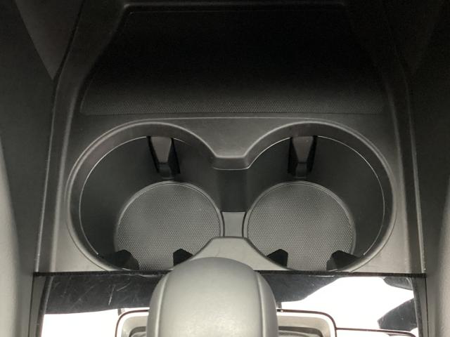 MAZDA3セダン 1.5 15S ツーリング 9/18 太田第二京浜行 車線逸脱警報 360°カメラ レーダークルーズ スマートブレーキサポート クリアランスソナー ミュージックプレイヤー接続可 LEDヘッド ドラレコ DVD ナビ&TV ETC(25枚目)