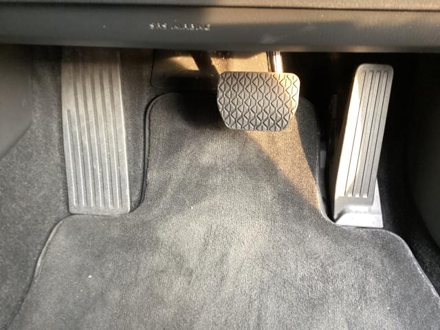 MAZDA3セダン 1.5 15S ツーリング 9/18 太田第二京浜行 車線逸脱警報 360°カメラ レーダークルーズ スマートブレーキサポート クリアランスソナー ミュージックプレイヤー接続可 LEDヘッド ドラレコ DVD ナビ&TV ETC(34枚目)