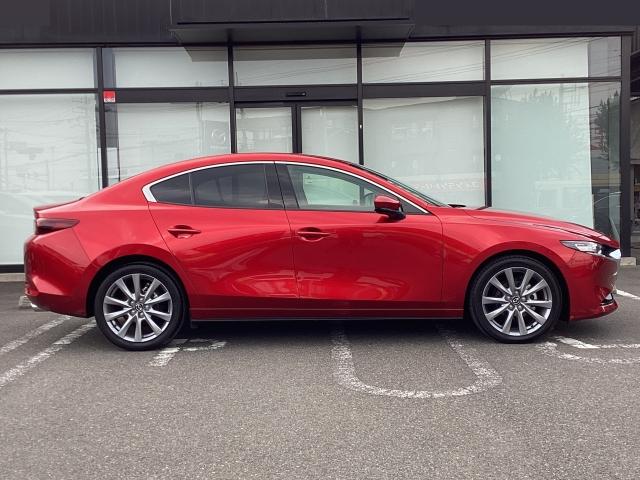 MAZDA3セダン 1.5 15S ツーリング 9/18 太田第二京浜行 車線逸脱警報 360°カメラ レーダークルーズ スマートブレーキサポート クリアランスソナー ミュージックプレイヤー接続可 LEDヘッド ドラレコ DVD ナビ&TV ETC(39枚目)