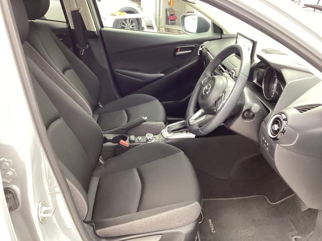 ＭＡＺＤＡ２ １．５　１５ＢＤ　当社元社用車　３６０°ビューモニター　８．８インチセンターディスプレイ　地上デジタルＴＶチューナー（フルセグ）　アップルカープレイ　アンドロイドオート　パノラマモニタ　ブルートゥース　前後ソナー　禁煙（7枚目）