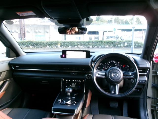 MX-30 2.0 インダストリアル クラシック インダストリアル Bluetooth接続 地デジ LEDヘッドライト レーダークルーズコントロール レーンアシスト 1オーナー 衝突軽減 ETC車載器 電動シート メモリーナビ シートヒーター 禁煙車(7枚目)