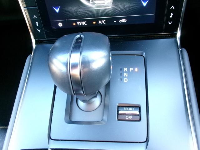 MX-30 2.0 インダストリアル クラシック インダストリアル Bluetooth接続 地デジ LEDヘッドライト レーダークルーズコントロール レーンアシスト 1オーナー 衝突軽減 ETC車載器 電動シート メモリーナビ シートヒーター 禁煙車(12枚目)