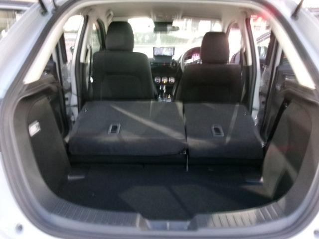 MAZDA2 1.5 15スポルト 当社下取 ワンオーナー 360°ビューモニター 前後ドライブレコーダー 8.8インチセンターディスプレイ ETC 前後AT誤発進抑制制御 レーンキープアシスト 車線逸脱警報システム AUX ドラレコ(11枚目)