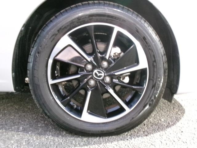MAZDA2 1.5 15スポルト 当社下取 ワンオーナー 360°ビューモニター 前後ドライブレコーダー 8.8インチセンターディスプレイ ETC 前後AT誤発進抑制制御 レーンキープアシスト 車線逸脱警報システム AUX ドラレコ(33枚目)
