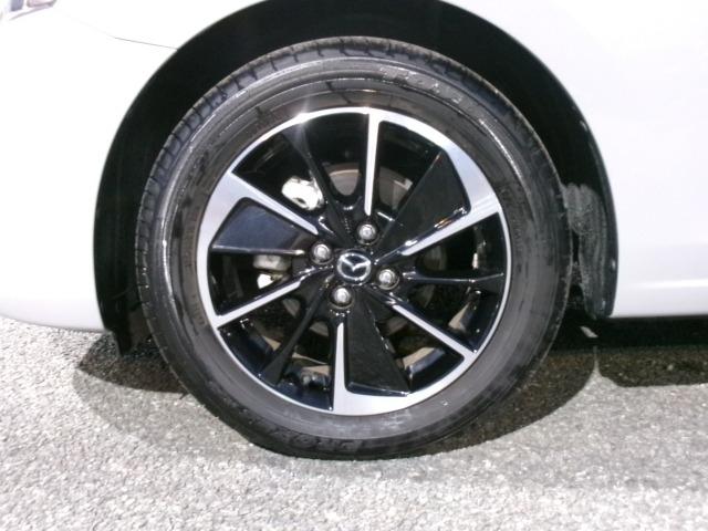 MAZDA2 1.5 15スポルト 当社下取 ワンオーナー 360°ビューモニター 前後ドライブレコーダー 8.8インチセンターディスプレイ ETC 前後AT誤発進抑制制御 レーンキープアシスト 車線逸脱警報システム AUX ドラレコ(35枚目)