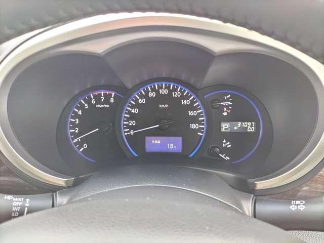 エルグランド ２．５　２５０ハイウェイスター　※メーカーラインナビ＋地デジ＋全周囲カメラ　リアカメラ　ＰＳ　キーフリー　サイドカメラ　サイドエアバック　ＴＶナビ　記録簿有　ＥＴＣ付　パワーウインドウ　運転席エアバッグ　メモリーナビ　ＡＢＳ　助手席エアバッグ　ワンセグＴＶ　スマートキ（5枚目）