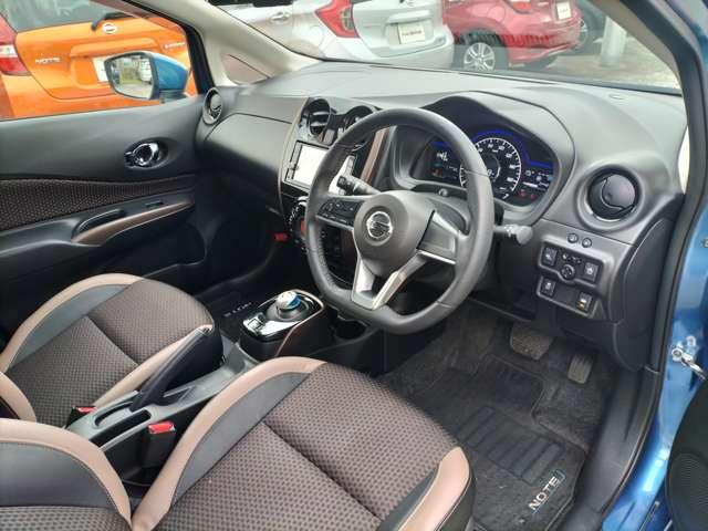 ノート 1.2 e-POWER メダリスト ※純正メモリーナビ+地デジ+全周囲カメラ 被害軽減ブレーキ TVナビ バックモニター インテリキー 盗難防止装置 LEDランプ 車線逸脱警報システム キーフリー アルミホイール ETC オートエアコン 記録簿 パワーウインドウ メモリーナビ(12枚目)