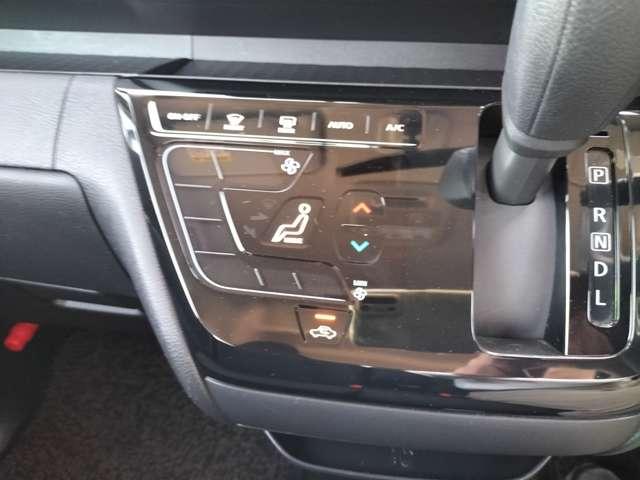 ルークス ハイウェイスター　Ｘ　アイスト　衝突被害軽減ブレ－キ　マルチビューカメラ　車線逸脱警報装置　ＥＴＣ　スマートキー　パワーウィンドウ　ドライブレコーダー　ナビＴＶ　バックカメラ　記録簿　パワステ　オートエアコン　メモリーナビ（7枚目）