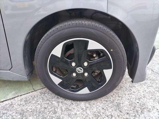 ルークス ハイウェイスター　Ｘ　アイスト　衝突被害軽減ブレ－キ　マルチビューカメラ　車線逸脱警報装置　ＥＴＣ　スマートキー　パワーウィンドウ　ドライブレコーダー　ナビＴＶ　バックカメラ　記録簿　パワステ　オートエアコン　メモリーナビ（16枚目）