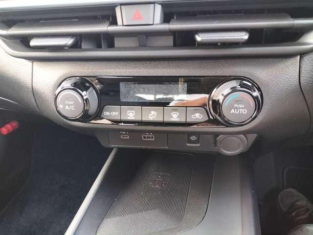 ノート オーテック 全方位 衝突被害軽減装置 レーンキープ 盗難防止 点検記録簿 LEDヘッド バックモニター インテリジェントキー ETC エアバッグ ナビ・TV メモリーナビ アルミホイール オートエアコン フルセグ(7枚目)