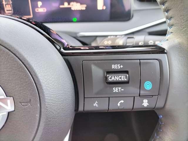 ノート オーテック 全方位 衝突被害軽減装置 レーンキープ 盗難防止 点検記録簿 LEDヘッド バックモニター インテリジェントキー ETC エアバッグ ナビ・TV メモリーナビ アルミホイール オートエアコン フルセグ(11枚目)