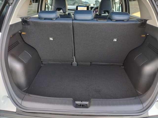 ノート オーテック 全方位 衝突被害軽減装置 レーンキープ 盗難防止 点検記録簿 LEDヘッド バックモニター インテリジェントキー ETC エアバッグ ナビ・TV メモリーナビ アルミホイール オートエアコン フルセグ(14枚目)