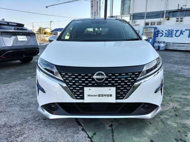 ノート オーテック 全方位 衝突被害軽減装置 レーンキープ 盗難防止 点検記録簿 LEDヘッド バックモニター インテリジェントキー ETC エアバッグ ナビ・TV メモリーナビ アルミホイール オートエアコン フルセグ(15枚目)