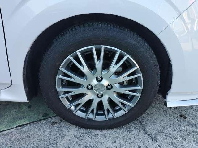 ノート オーテック 全方位 衝突被害軽減装置 レーンキープ 盗難防止 点検記録簿 LEDヘッド バックモニター インテリジェントキー ETC エアバッグ ナビ・TV メモリーナビ アルミホイール オートエアコン フルセグ(16枚目)