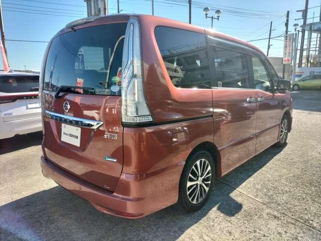 セレナ ハイウェイスター Vセレクション+セーフティII 踏み間違い防止装置 Rカメラ インテリジェントキー レーンキープ パワーステアリング ETC クルーズコントロール フルセグテレビ メモリーナビ ナビTV ABS キーフリー パワーウィンドウ アルミ(3枚目)