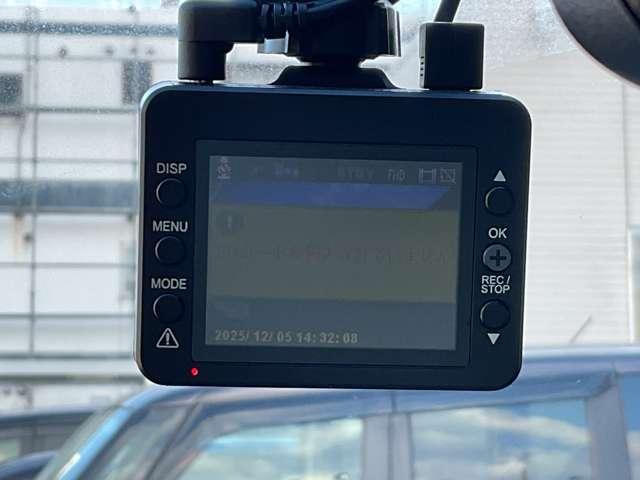 セレナ ハイウェイスター Vセレクション+セーフティII 踏み間違い防止装置 Rカメラ インテリジェントキー レーンキープ パワーステアリング ETC クルーズコントロール フルセグテレビ メモリーナビ ナビTV ABS キーフリー パワーウィンドウ アルミ(15枚目)