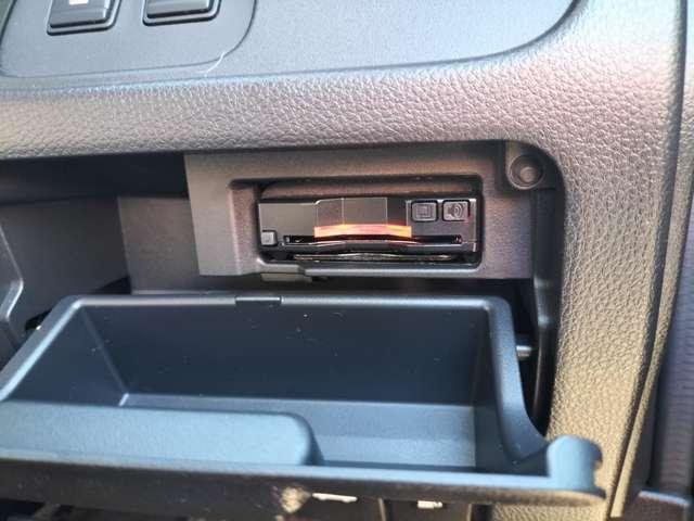 セレナ ハイウェイスター Vセレクション+セーフティII 踏み間違い防止装置 Rカメラ インテリジェントキー レーンキープ パワーステアリング ETC クルーズコントロール フルセグテレビ メモリーナビ ナビTV ABS キーフリー パワーウィンドウ アルミ(17枚目)