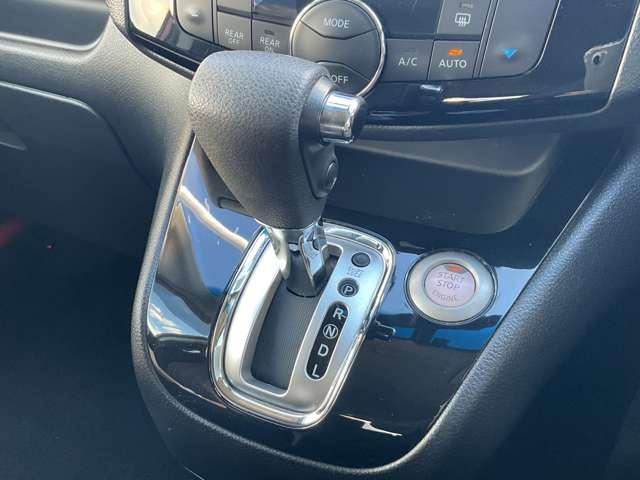 セレナ ハイウェイスター Vセレクション+セーフティII 踏み間違い防止装置 Rカメラ インテリジェントキー レーンキープ パワーステアリング ETC クルーズコントロール フルセグテレビ メモリーナビ ナビTV ABS キーフリー パワーウィンドウ アルミ(19枚目)