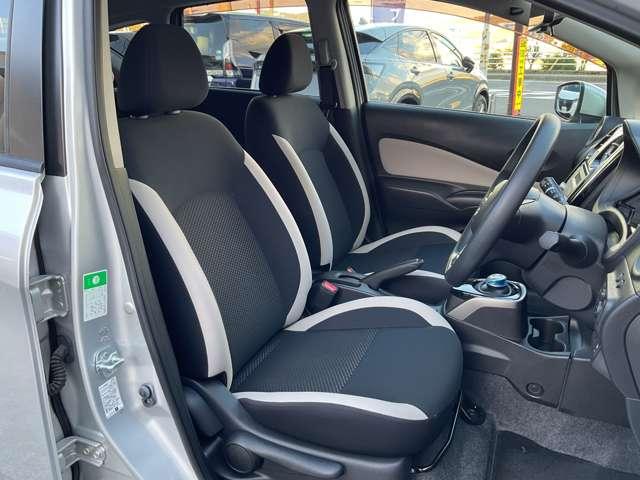 ノート e-パワー X 360°カメラ 記録簿付 Rカメラ 運転席助手席エアバック レーンキープ AUTOエアコン 盗難防止システム サイドカメラ 運転席エアバッグ キーレスエントリー LEDヘッド ETC車載器 パワステ(16枚目)