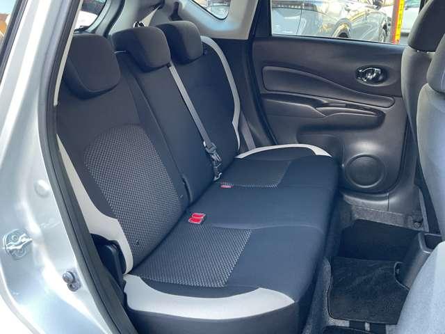 ノート e-パワー X 360°カメラ 記録簿付 Rカメラ 運転席助手席エアバック レーンキープ AUTOエアコン 盗難防止システム サイドカメラ 運転席エアバッグ キーレスエントリー LEDヘッド ETC車載器 パワステ(18枚目)