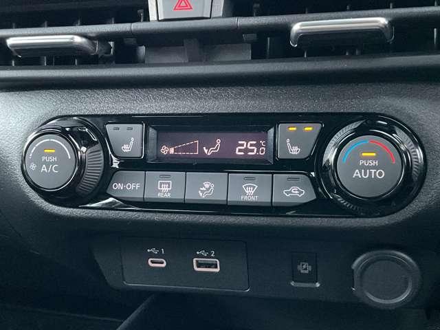 オーラ G FOUR レザーエディション LKA 追従クルコン LEDライト バックモニター ドライブレコーダー インテリキー 4WD ETC アルミ 記録簿 サイドカメラ 盗難警報器 キーレスエントリー オートエアコン メモリーナビ(16枚目)