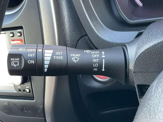 ノート X ETC搭載 記録簿付き スマトキー セキュリティーアラーム キーレス 運転席助手席エアバッグ ナビTV ワンセグ バックカメラ エアコン パワーウィンドウ パワーステアリング ABS メモリーナビ(7枚目)