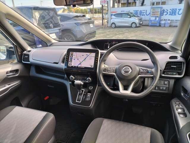 セレナ ハイウェイスターV アルミ 衝突被害軽減 LDP エアバッグ 両側オートスライドドア LEDライト インテリジェントキー 点検記録簿 メモリーナビ アダプティブクルーズコントロール アイドリングストップ ナビTV ABS(4枚目)