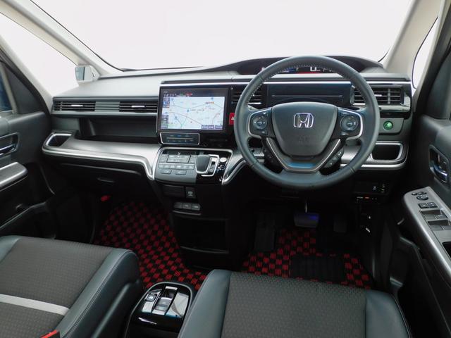 ステップワゴンスパーダ ｅ：ＨＥＶスパーダＧ・ＥＸホンダセンシング　純正１０インチメモリーナビ（ＣＤ録音・ＤＶＤ・地デジ・Ｂｌｕｅｔｏｏｔｈオーディオ）　バックカメラ　両側電動スライドドア　ＥＴＣ２．０　ドライブレコーダー　ＬＥＤヘッドライト（3枚目）