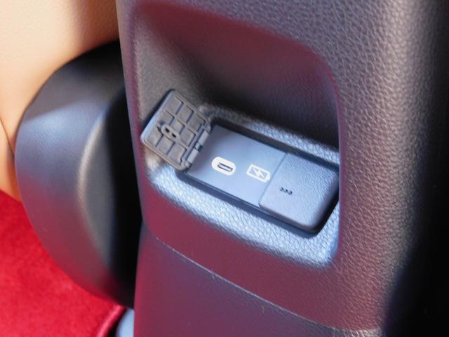 フィット e:HEVリュクス 4WD 無限エアロ ホンダセンシング コネクトディスプレイ(ナビゲーション・地デジ・Bluetoothオーディオ) マルチビューカメラ ETC2.0 アルミホイール(47枚目)