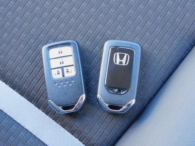 ステップワゴンスパーダ ｅ：ＨＥＶスパーダＧ・ＥＸホンダセンシング　純正１０インチメモリーナビ（ＣＤ録音・ＤＶＤ・地デジ・Ｂｌｕｅｔｏｏｔｈオーディオ）　１１．６インチ後席モニター　バックカメラ　両側電動スライドドア　ＥＴＣ２．０　ドライブレコーダー（40枚目）