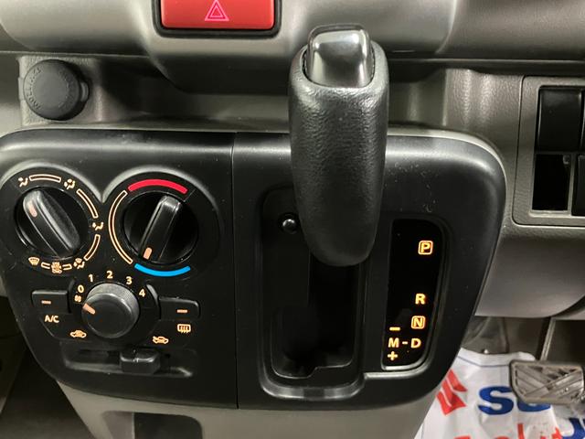 エブリイ PA 4型 5速オートギヤシフト ディスプレイオーディオ Bluetooth対応 オートライト(13枚目)